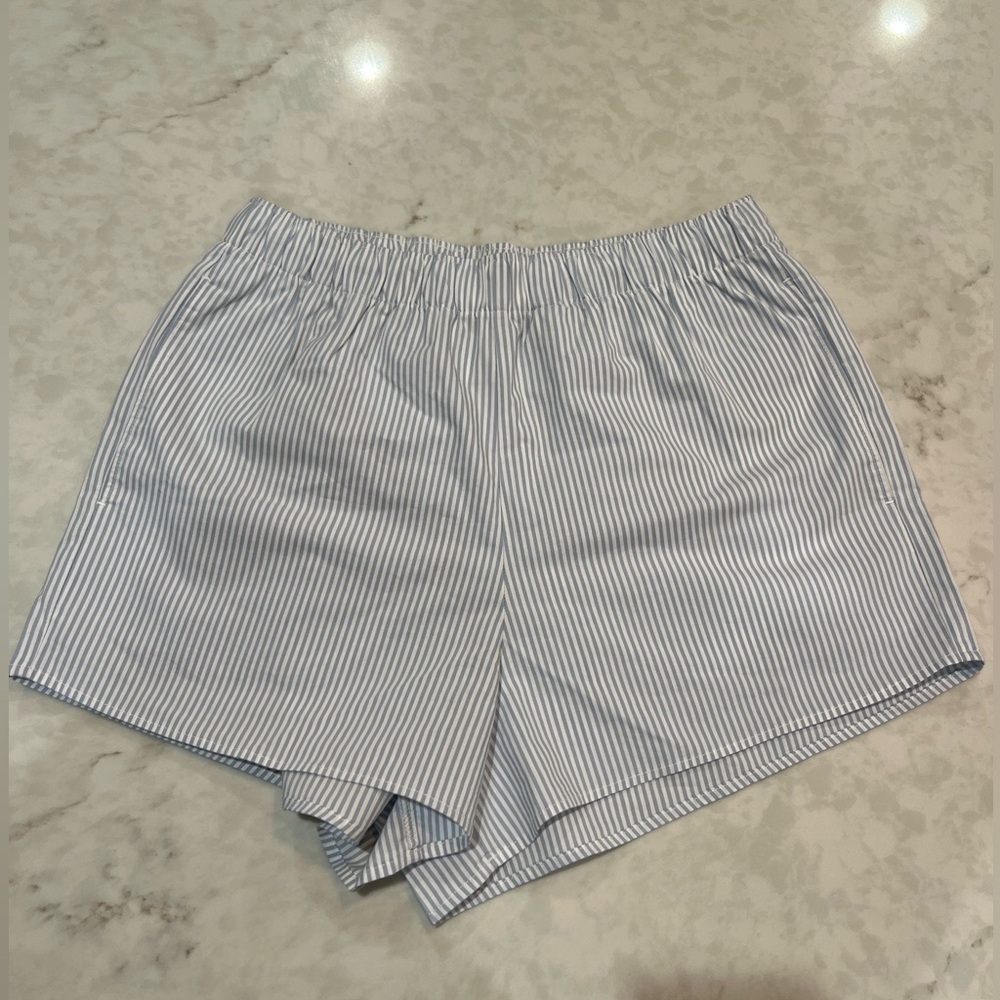 Women’s Hollister Low Rise Baggy Boxer Pajama Shorts